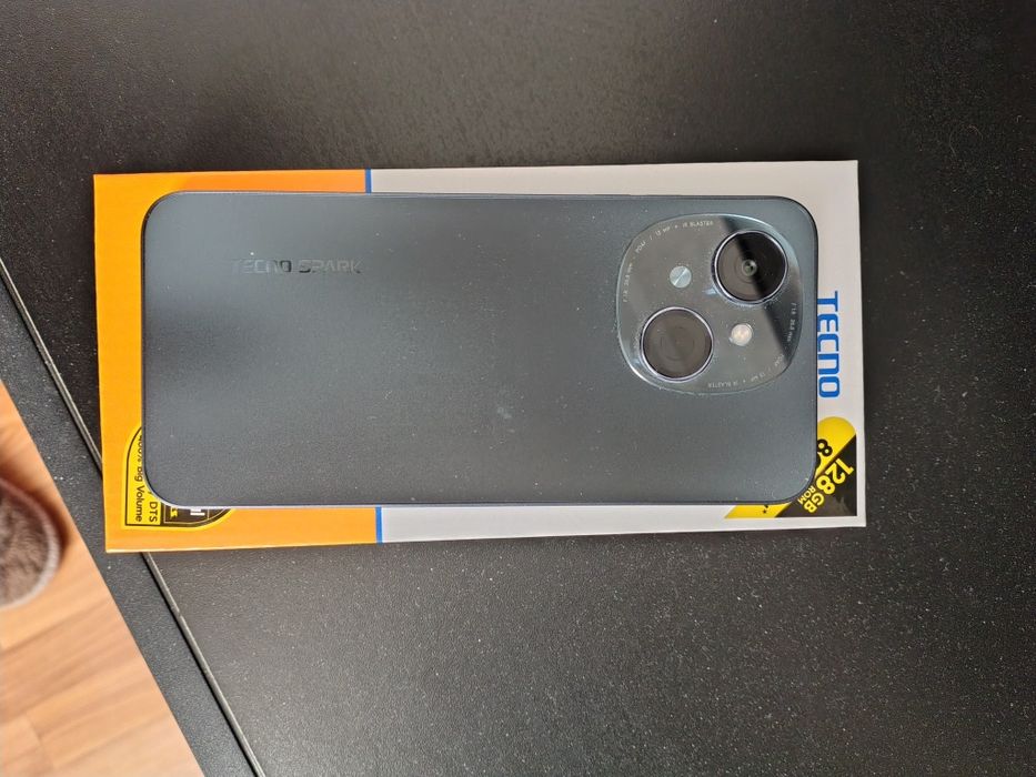 Продам Tecno spark go1 4/128