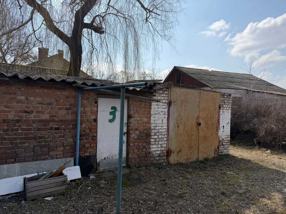 Нежитлові будівлі та споруди, площею 100,40 кв.м. у м. Кременчук