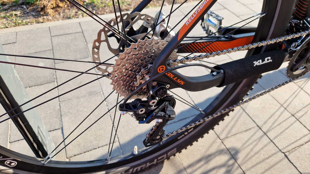 Kellys STAGE 90 FULL CARBON Monokok Shimano XT