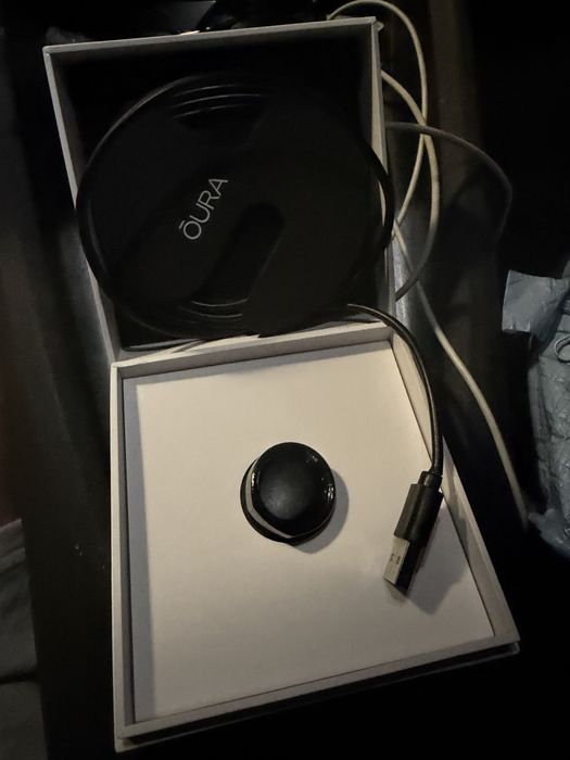 Oura Ring Gen3 – Tamanho 13 – Excelente Funcionamento