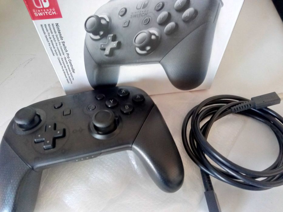 Nintendo Switch Pro Controller - Original Nintendo