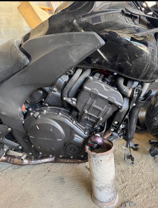 Honda CBF 1000 batida