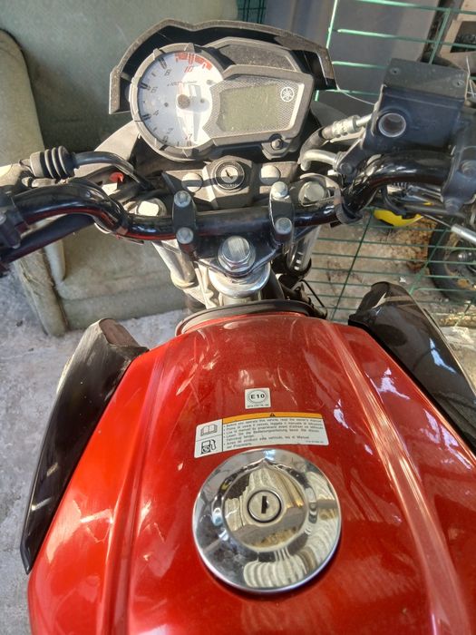 Vendo uma Yamaha  YS 125