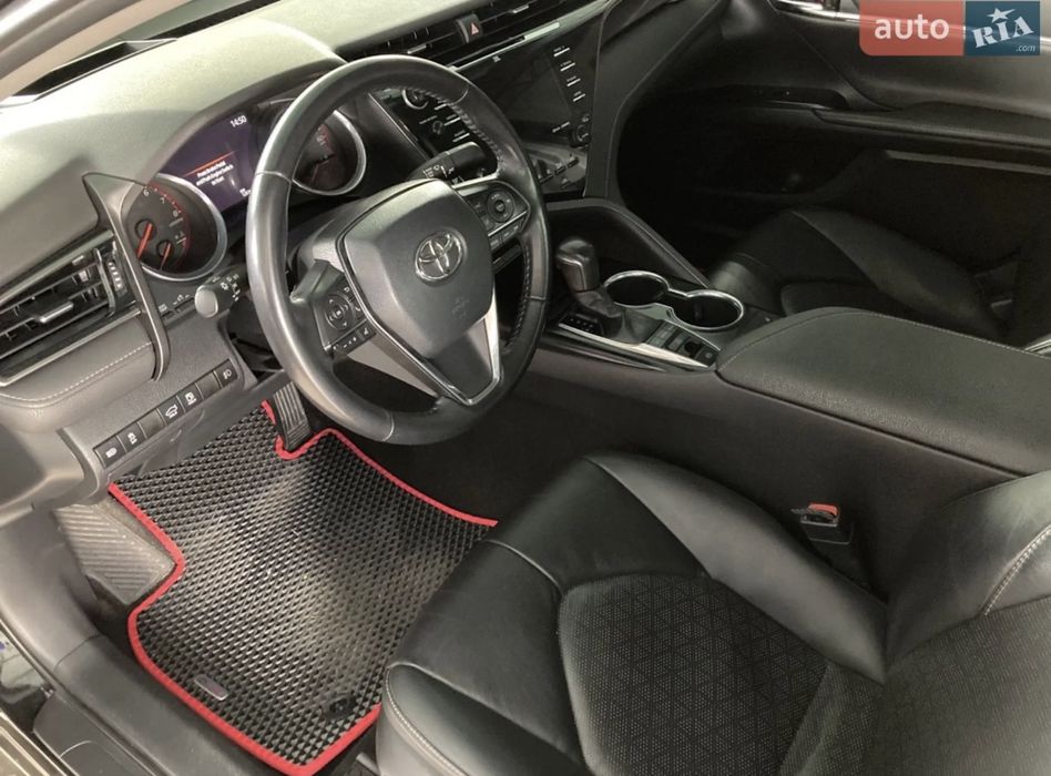 Toyta camry 2019