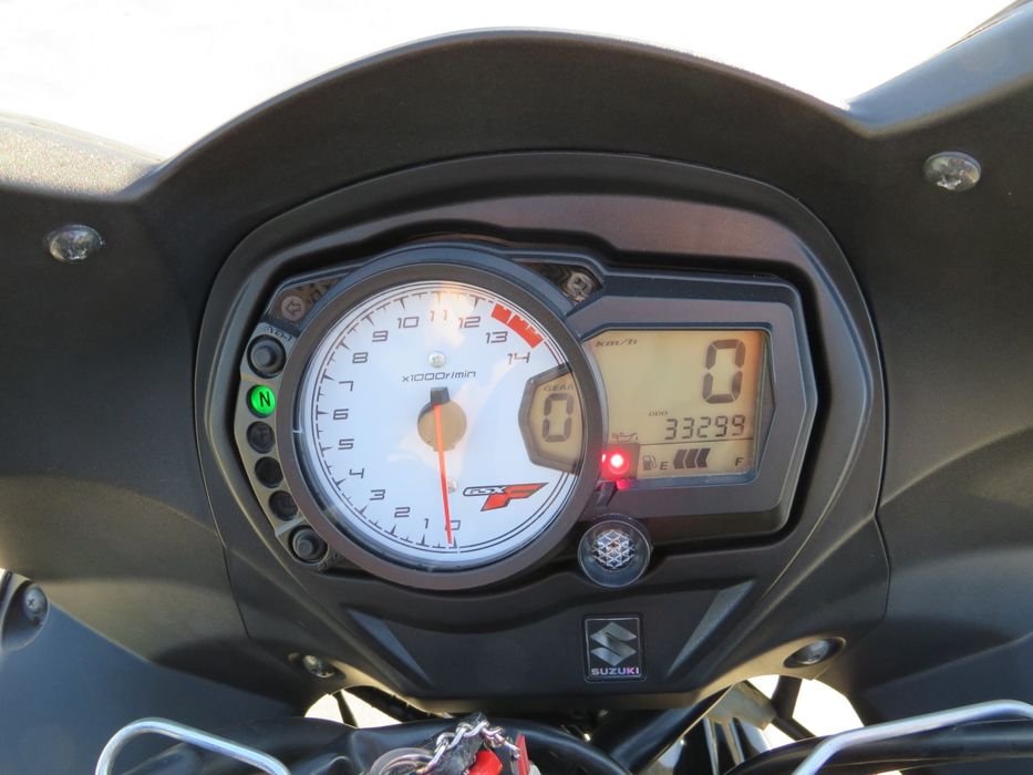 Suzuki GSX650F 2008 | 33.000 km | Revisão completa | Mala Givi | 2 chaves