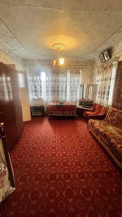 Терміново продам цегляний  будинок  в с. Медвин