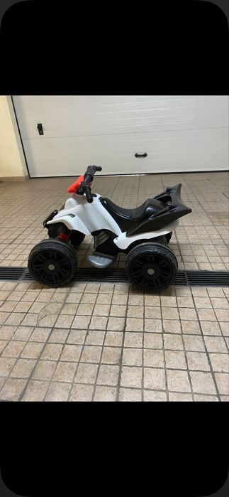 Quadriciculo Elétrico Infantil