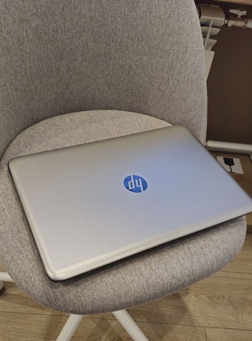 Ноутбук HP Notebook G8 AMD 4-Ядра