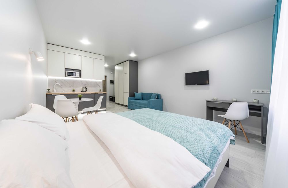 Бажана, 17 - 5хв. від метро - стильна студія у будинку з Укриттям!