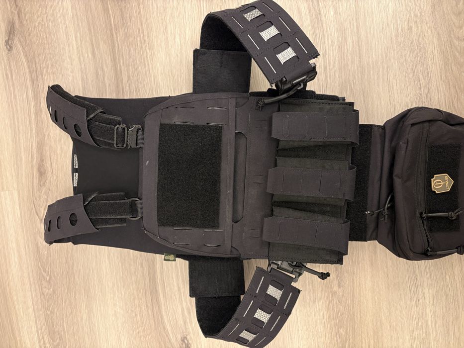 Airsoft - colete conquer mtpc