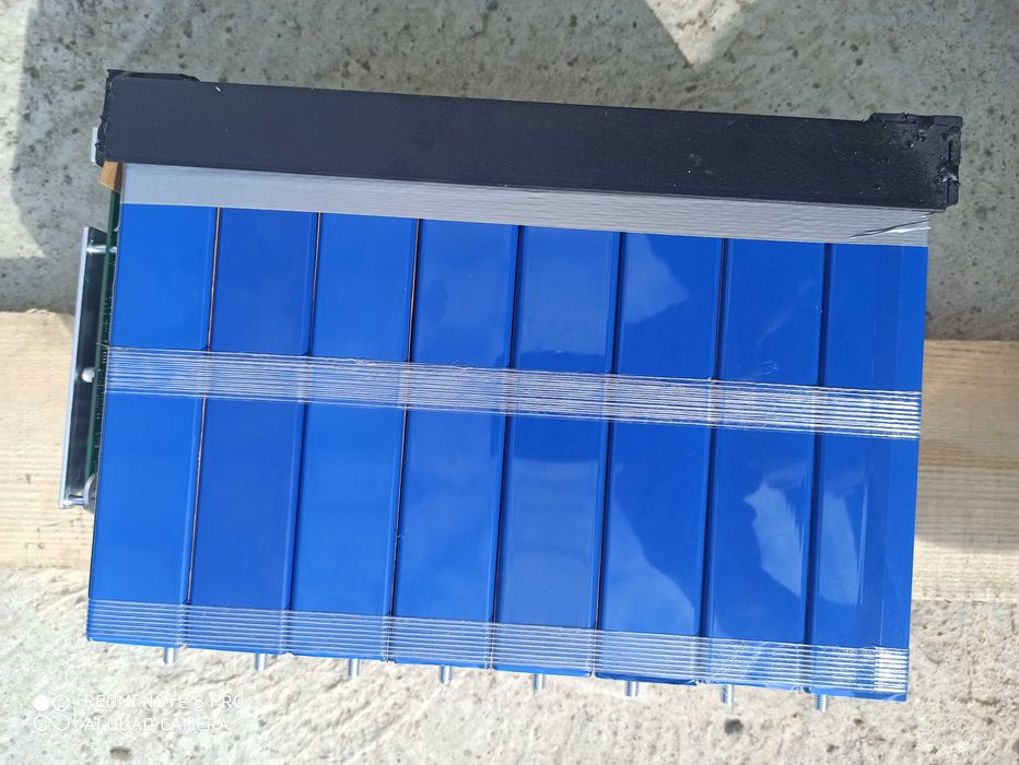 Magazyn Energii 24V Ogniwa LiFePo4 8 x 105Ah z BMS skonfigurowany