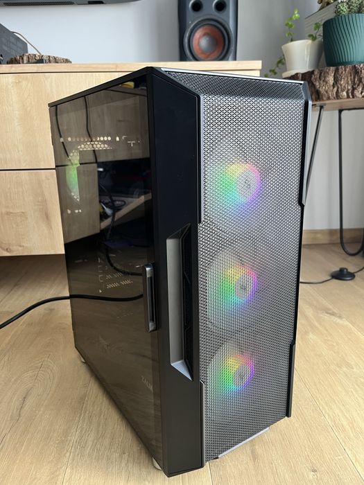 Komputer PC Ryzen 7 5800X, MSI RTX 4060Ti, 32GB RAM DDR4, Gigabyte B550, SSD 2TB + HDD 2TB, Corsair 1000W Win 11 stan bdb+