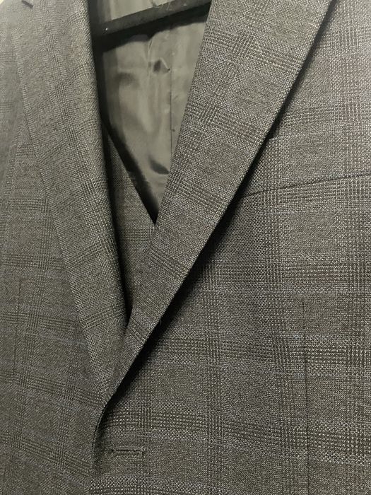 Продам чоловічий костюм