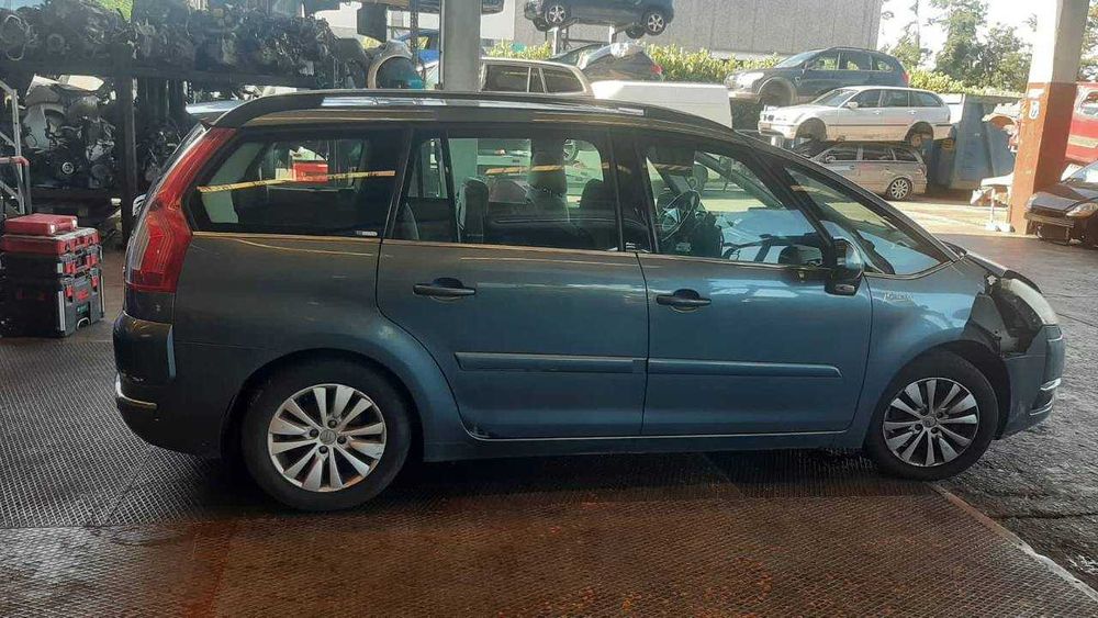 Розборка Citroen C4 Grand Picasso C4 Picasso передній бампер, шрот