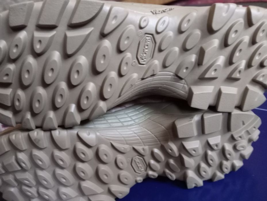 Нові берці BATES 10.5M літні 43.5