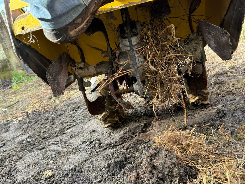 Vendo MOTOCULTIVADOR PowerPlus Sem uso