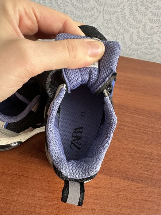 Красовки Zara 21 розмір