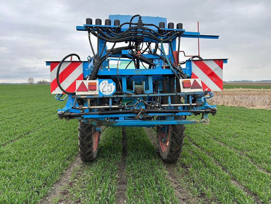 Opryskiwacz berthoud 3200l