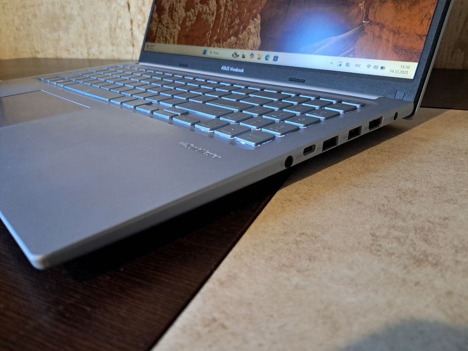 Ноутбук ASUS X1502ZA 2023р: Intel Core i3-1215U/UHD/8Gb DDR4/256Gb SSD