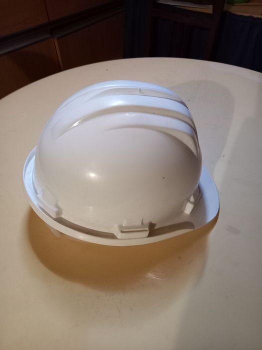 Vendo..Capacete de Obra.