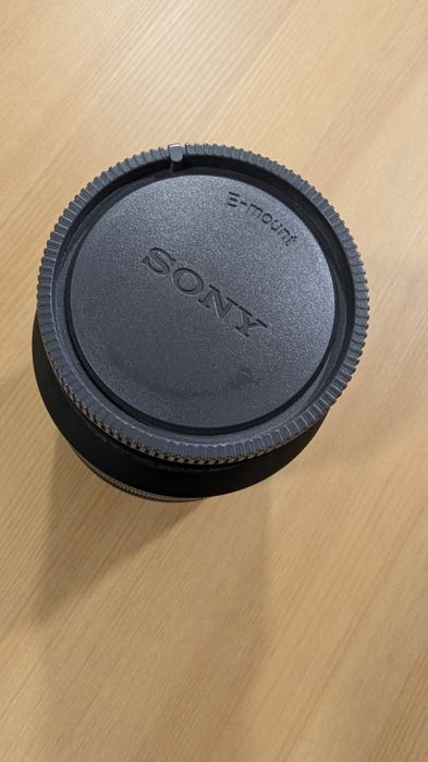Lente Sony FE 3.5-5.6/28-70 OSS