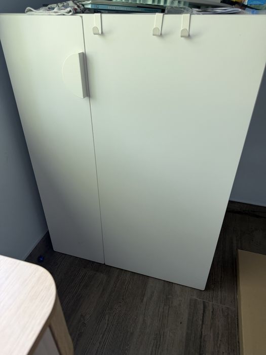 Sprzedam mala szafe ikea