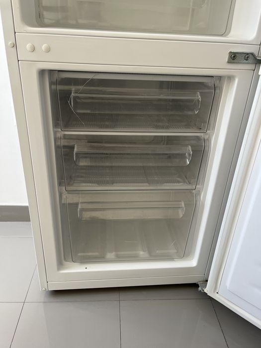 Frigorifico Combinado Becken ECO 260 A+