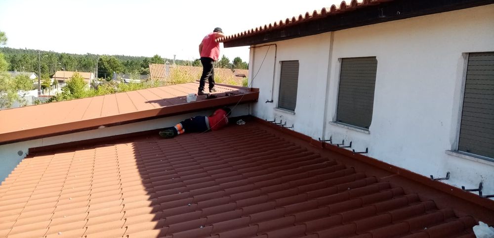 Executamos trabalhos de pintura e reformas em geral