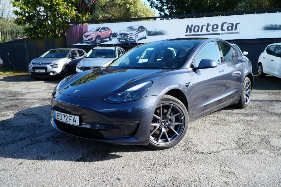 Tesla Model 3 Long Range Tração Traseira