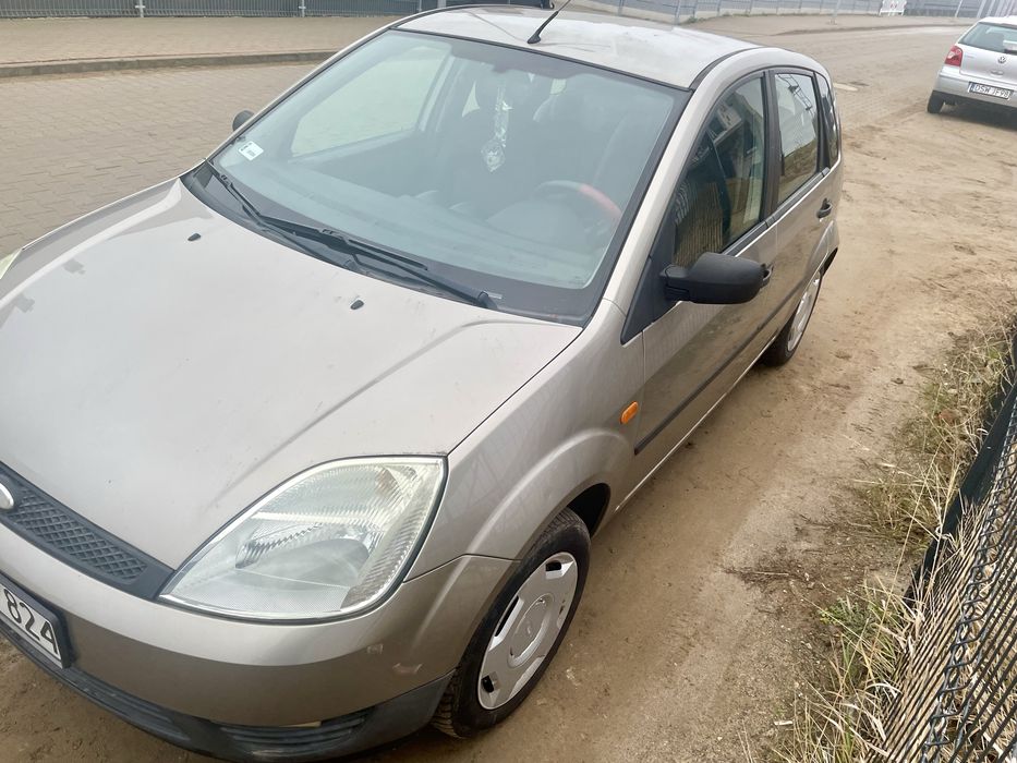 Ford fiesta, 2004