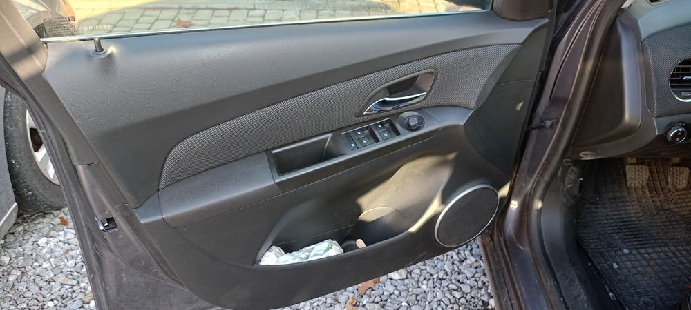 Chevrolet Cruze lift 13r 1.7d