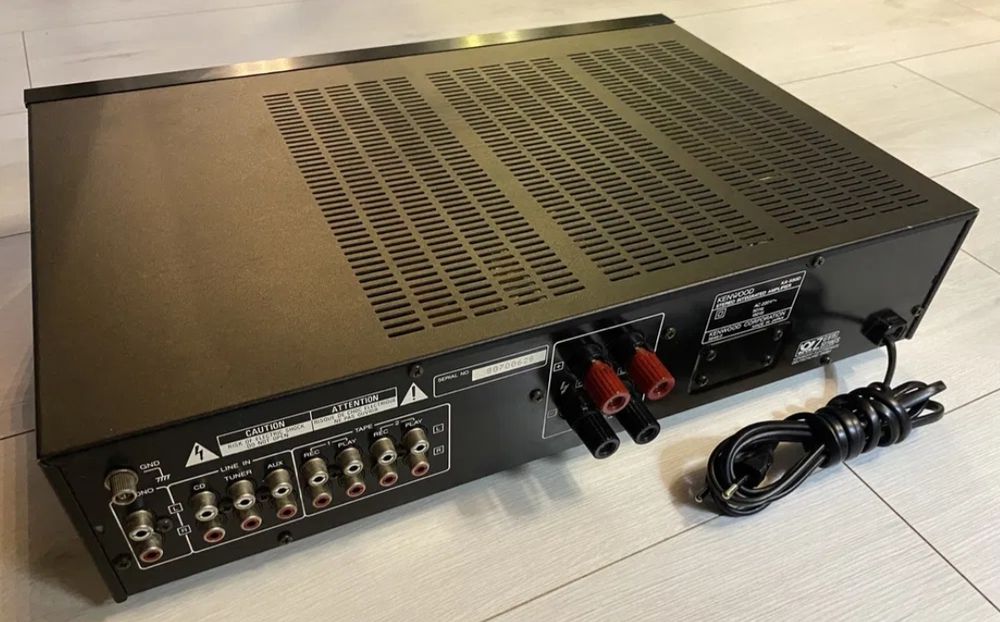 Amplificador Kenwood KA-550d