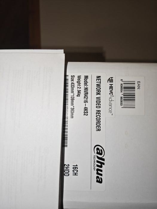 Sprzedam Rejestrator NVR4216-4KS2