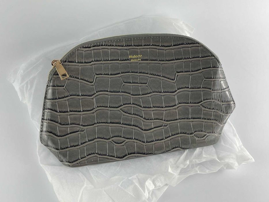 Kosmetyczka damska podróżna 30x19 cm szara (B137)