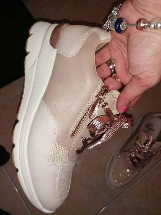 Tenis sapatilhas como novas n 39