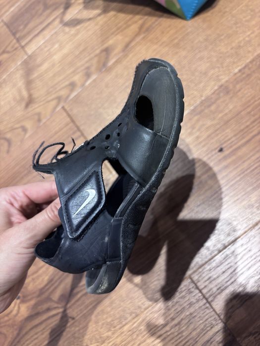 Nike czarne klapki sunray