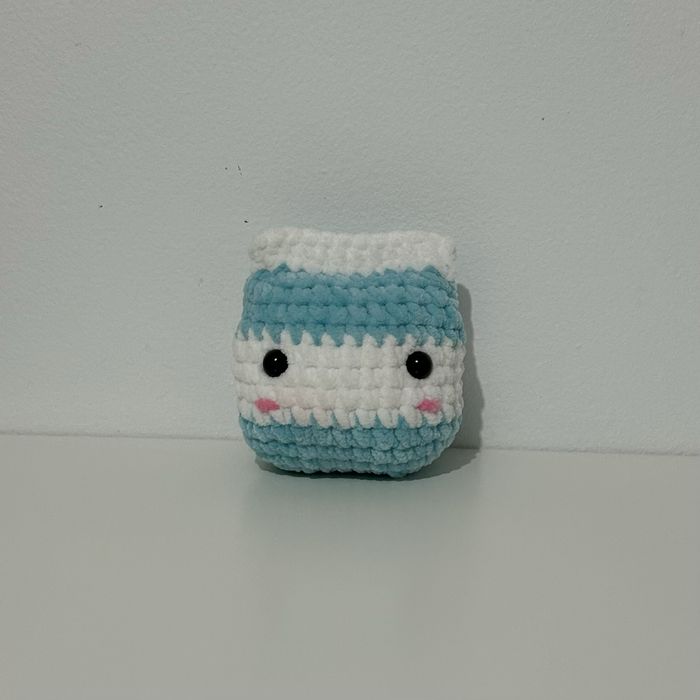 Peluche Crochet Caixa de Leite