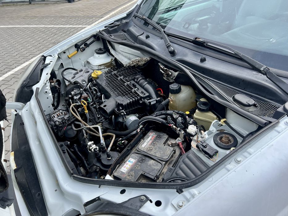 Рено Кенго 1.5сді. Пасажир