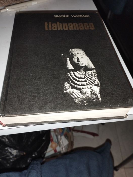 Livro "Tiahuanaco - 10 000 anos de enigmas incas"
