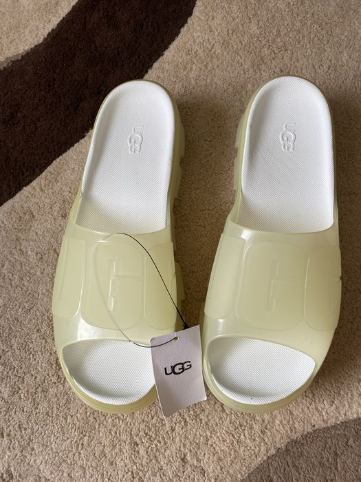 Шлёпки ugg прозрачные