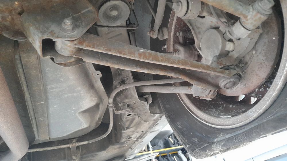 Braço de suspensão trás direito HYUNDAI XG III (XG)