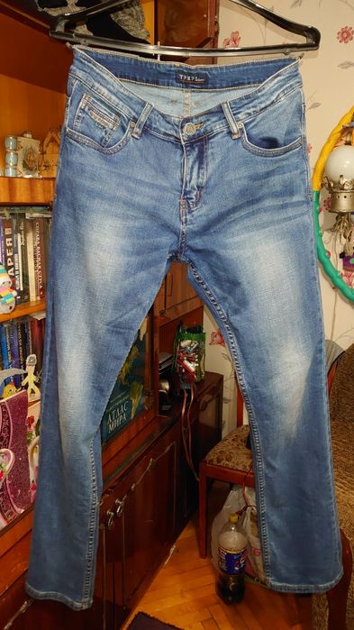 Джинси на підлітка