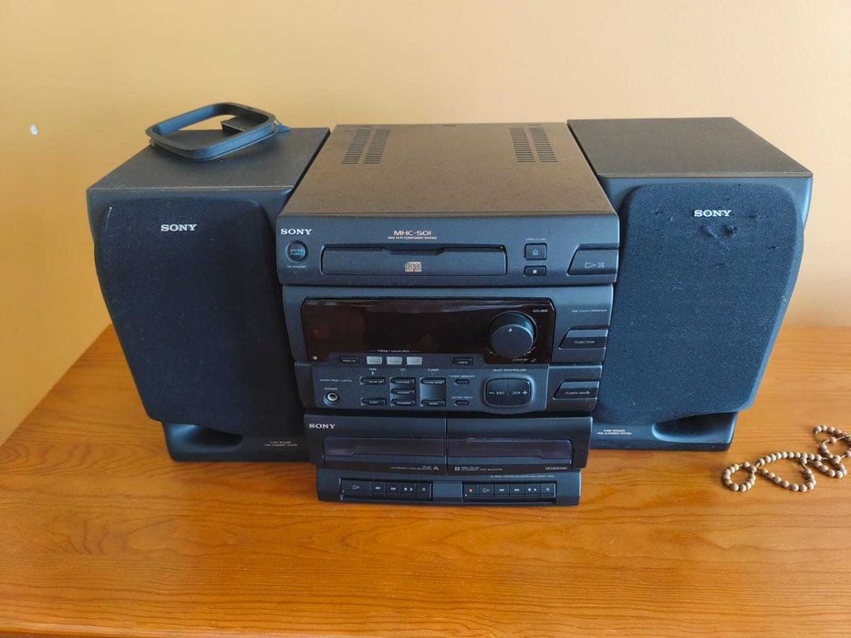 Aparelhagem Sony MHC-501 Hi-Fi com Colunas Originais | CD, Rádio e Duplo Cassete