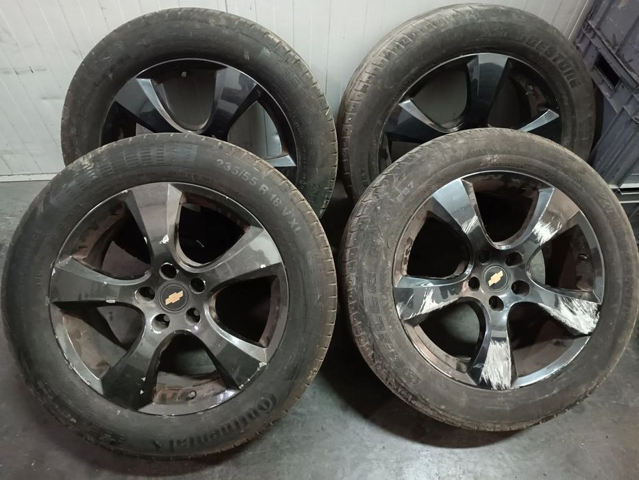 Jantes originais Chevrolet Captiva com pneus 235/55 R18