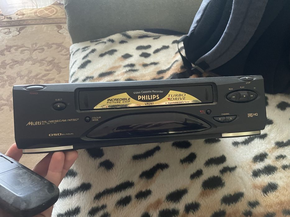 Продам Philips VR297 відеомагнітофон