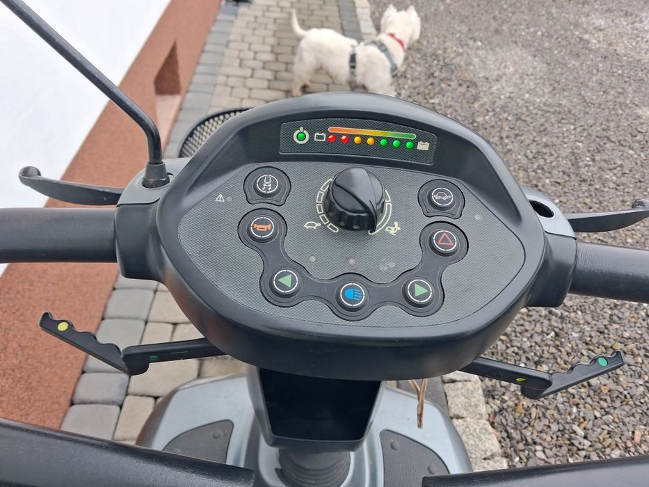 Elektryczny skuter inwalidzki