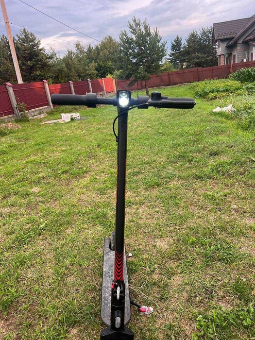 Продам електросамокат