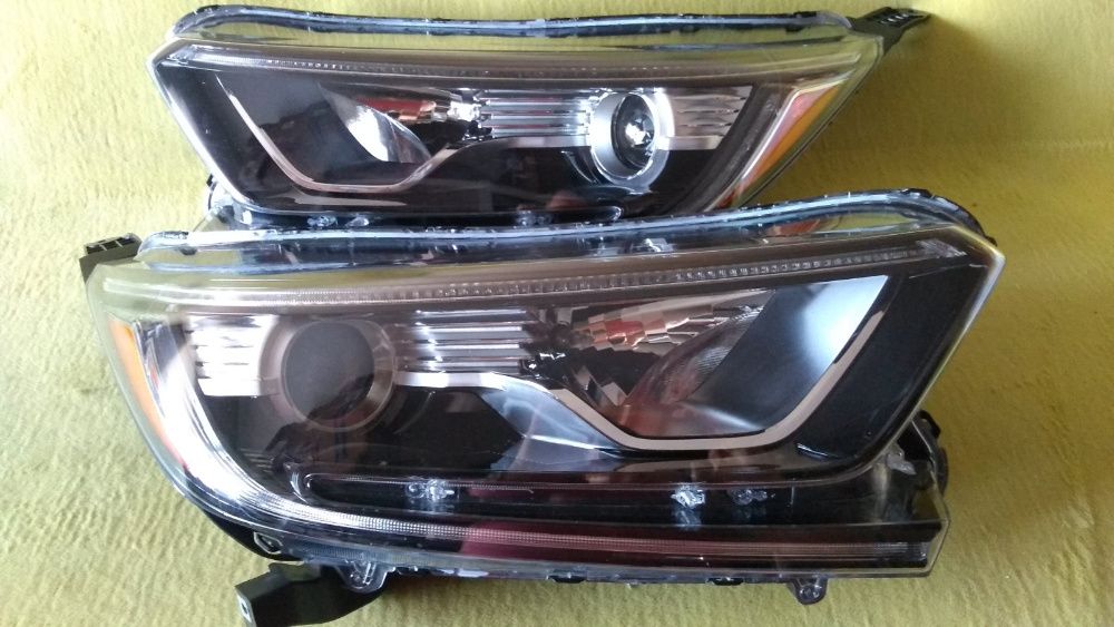 Фара фонарь Honda CR-V 15 16 17 18 20 USA
