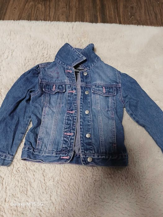 Kurtka jeansowa r 116