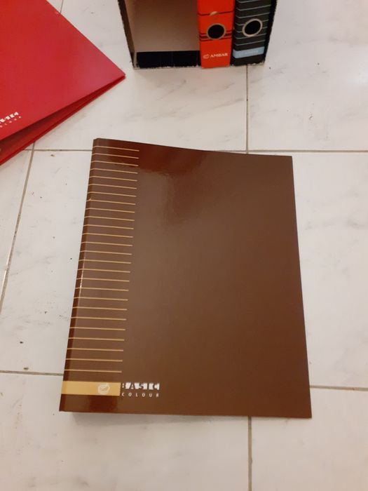 Conjunto de 4 × arquivadores/docier com caixa de alojamento como novo*